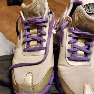 Woman's Reebok Zigtech shoes